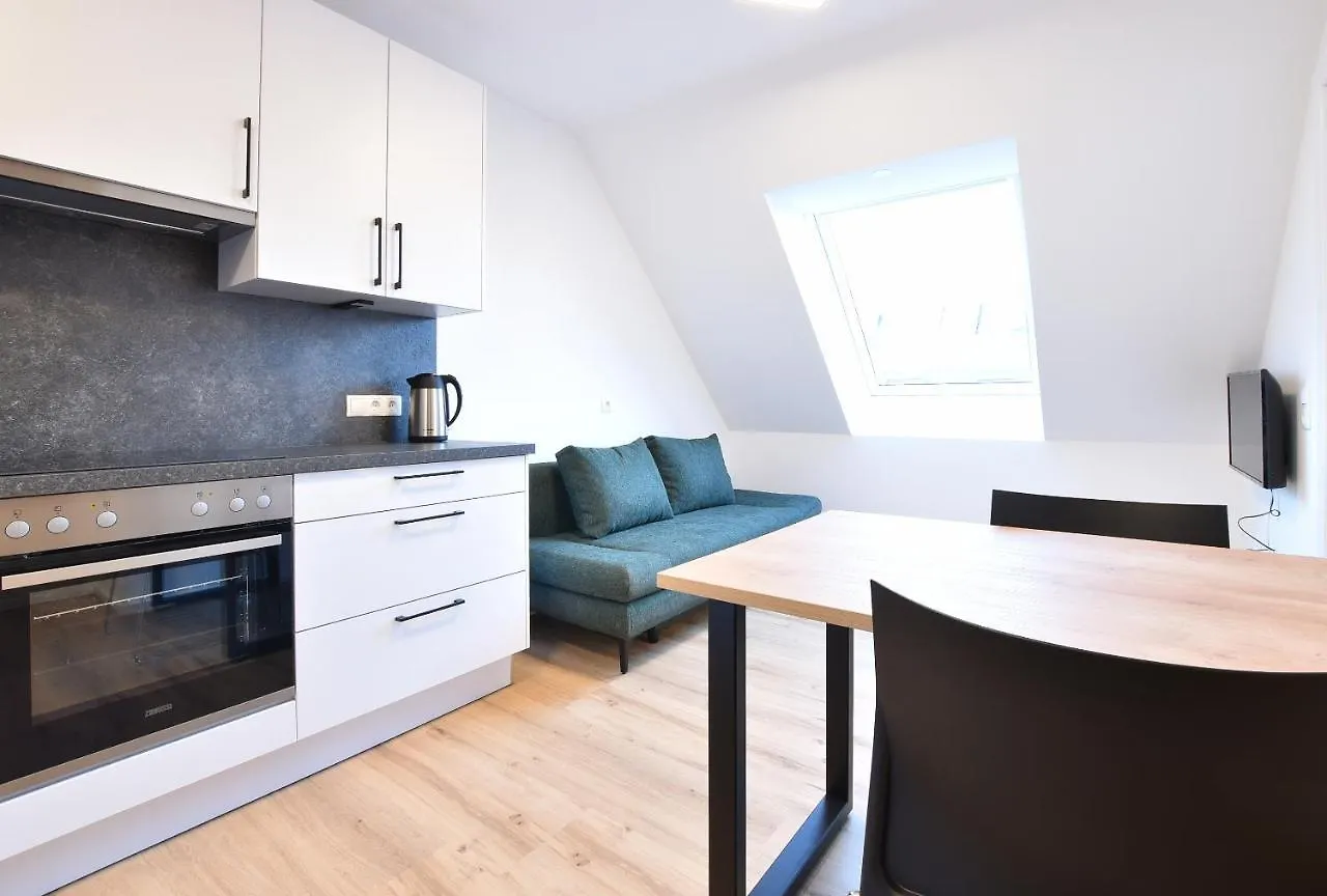 Myquartier Central City Suites Ίνσμπρουκ 0*,