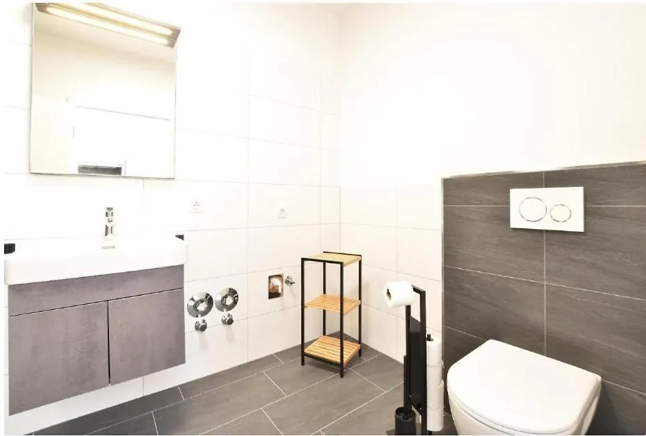 إنسبروك Myquartier Central City Suites شقة فندقية