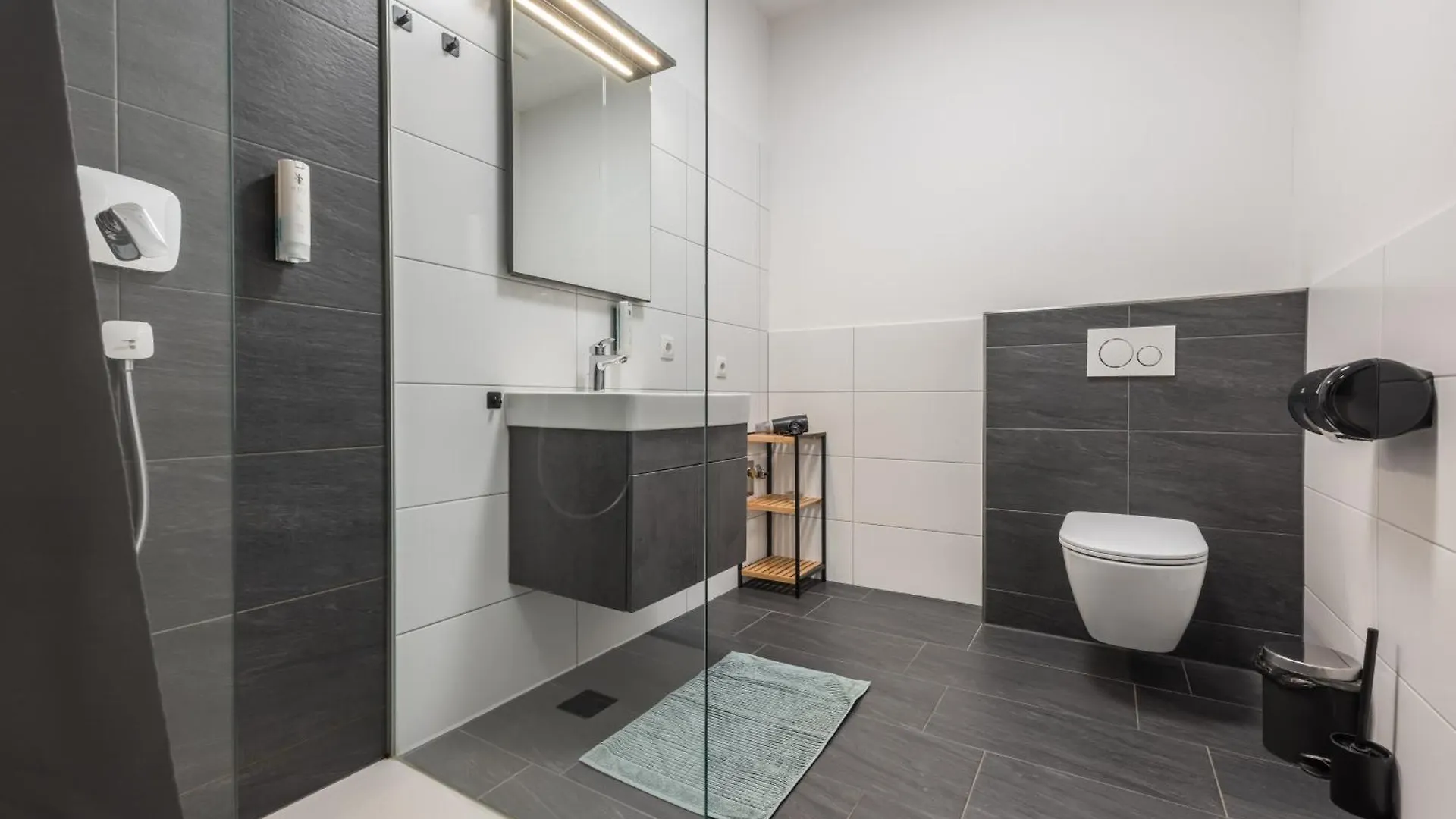 Myquartier Central City Suites Ίνσμπρουκ